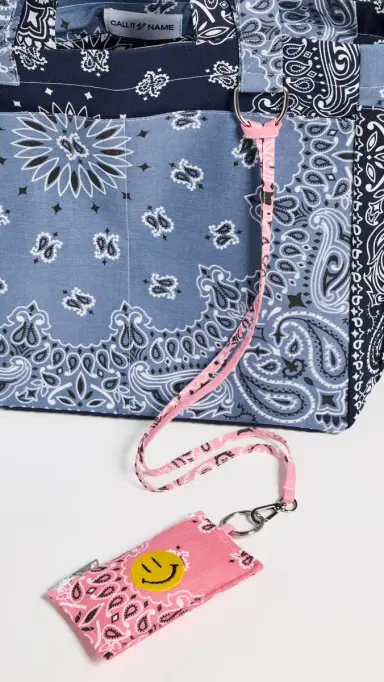 CALL IT BY YOUR NAME Happy Face Card Holder Strawberry/Pale Pink One Size | Thumbnail 5 CALL IT BY YOUR NAME Happy Face Card Holder Strawberry/Pale Pink One Size | Thumbnail 5