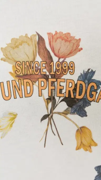 Baum und Pferdgarten Jeevona T-Shirt Baum Falling Flowers | Thumbnail 6