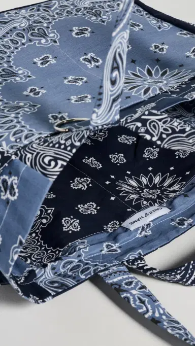 Call It By Your Name Sac Picnic Tote Bag Chambray/Navy One Size | Thumbnail 6