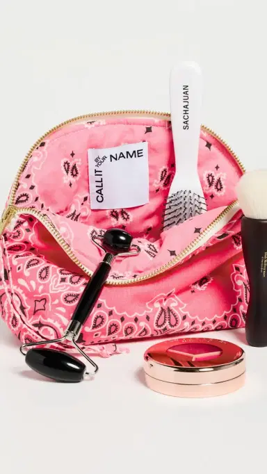 CALL IT BY YOUR NAME Small Coeur Vanity Pouch Strawberry/Pale Pink One Size | Thumbnail 4