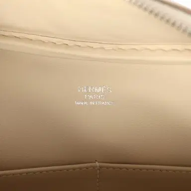 HERMÈS Hermes Plume 28 Bag Craie Swift Palladium Hardware | Thumbnail 9 HERMÈS Hermes Plume 28 Bag Craie Swift Palladium Hardware | Thumbnail 9