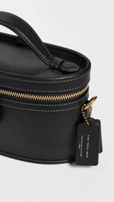 Coach The Originals Glovetanned Leather Trail Bag B4/Black One Size | Thumbnail 5 Coach The Originals Glovetanned Leather Trail Bag B4/Black One Size | Thumbnail 5