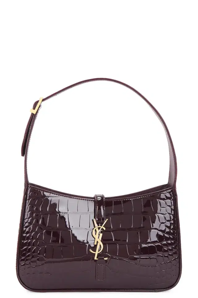 Saint Laurent Le 5 a 7 Shoulder Bag