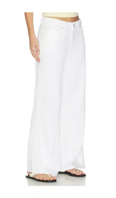 DL1961 DL Aura Alex Low Rise Baggy Wide Leg Jeans | Thumbnail 1 DL1961 DL Aura Alex Low Rise Baggy Wide Leg Jeans | Thumbnail 1