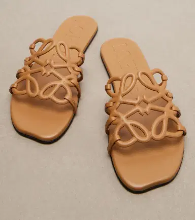 Loewe Paula's Ibiza Petal Anagram leather slides | Thumbnail 4 Loewe Paula's Ibiza Petal Anagram leather slides | Thumbnail 4