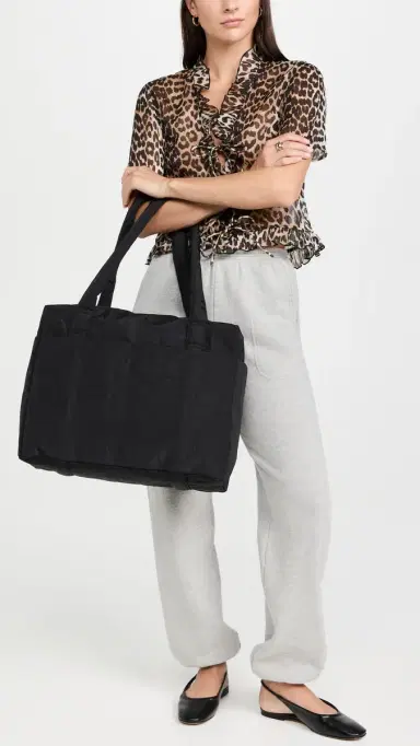 BAGGU Small Cloud Carry-On Bag | Thumbnail 3