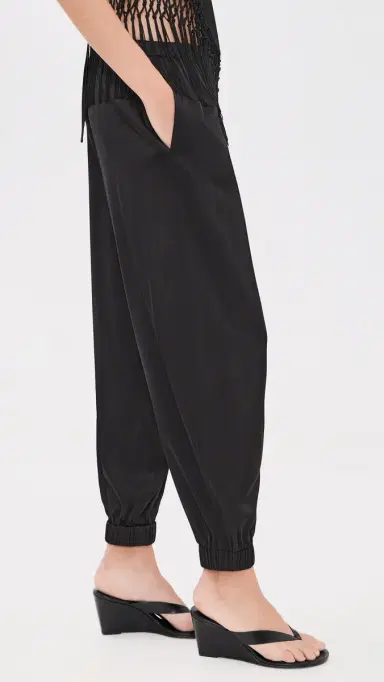 Alice + Olivia Declan Pull On Genie Pants Black | Thumbnail 4 Alice + Olivia Declan Pull On Genie Pants Black | Thumbnail 4