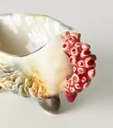 Bordallo Pinheiro Oyster earthenware jug | Thumbnail 2