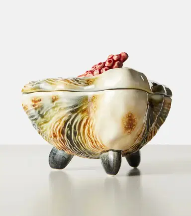 Bordallo Pinheiro Oyster earthenware tureen | Thumbnail 2