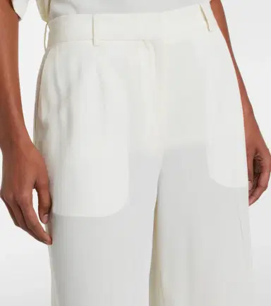 TOTEME Semi-sheer Bermuda shorts | Thumbnail 3