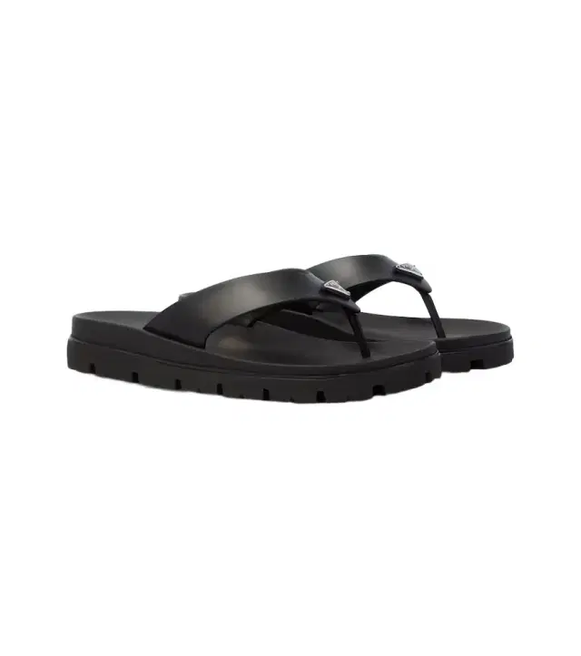 Thong sandals