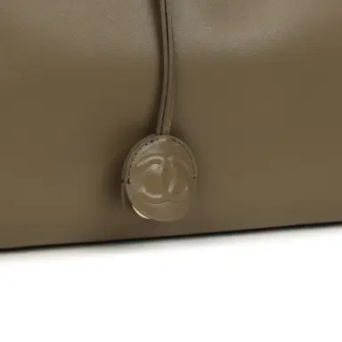 Chanel Chanel Large "Perfect Bowling" Bag Dark Khaki Calfskin Gold Hardware | Thumbnail 9 Chanel Chanel Large "Perfect Bowling" Bag Dark Khaki Calfskin Gold Hardware | Thumbnail 9