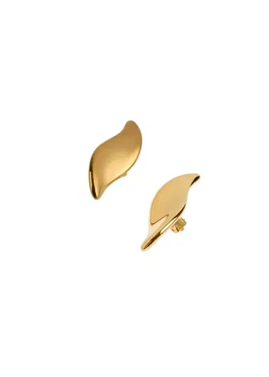 Khaite Leaf Earrings In | Thumbnail 1 Khaite Leaf Earrings In | Thumbnail 1