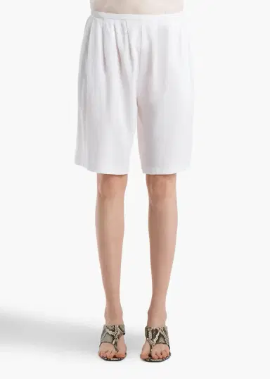Khaite Poppy Short In White | Thumbnail 3