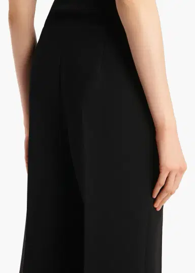 Khaite Walter Pant In Black Crepe | Thumbnail 6 Khaite Walter Pant In Black Crepe | Thumbnail 6