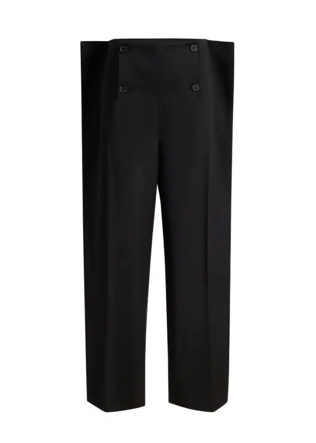 Ila Pant In Black