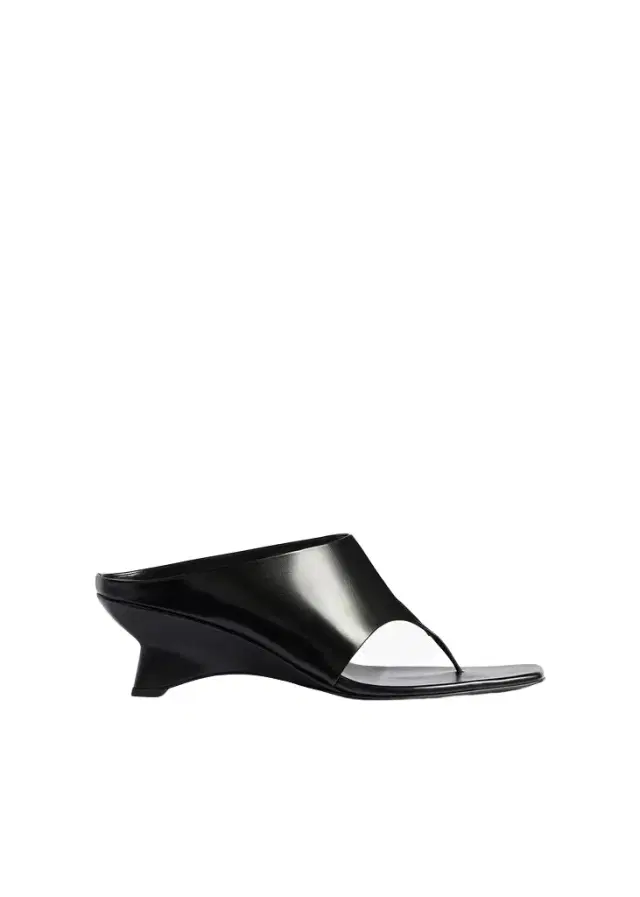 Khaite Marlow Mule In Black Glazed Leather