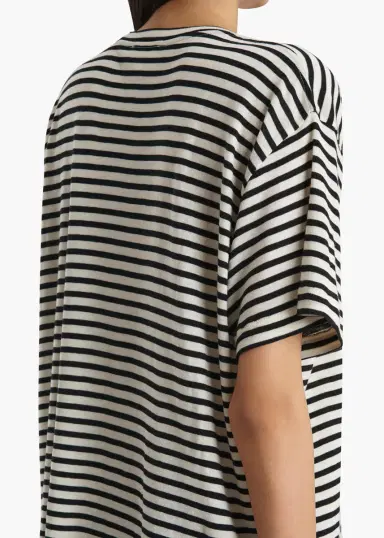 Khaite Linda T-Shirt In Black And Off White | Thumbnail 6