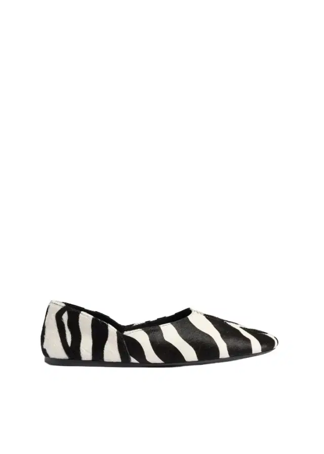 Khaite Jane Flat In Zebra Print Haircalf