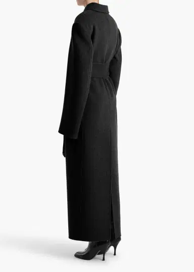 Khaite Lea Coat In Black | Thumbnail 4