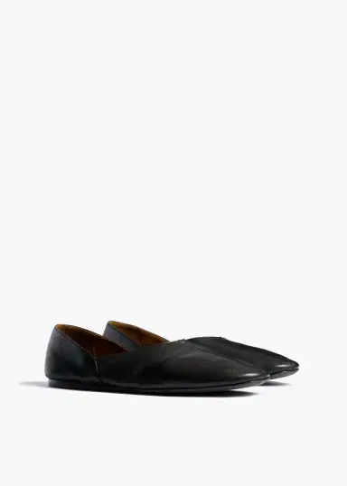 Khaite Jane Flat In Black Leather | Thumbnail 2