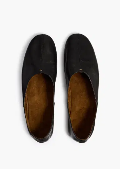 Khaite Jane Flat In Black Leather | Thumbnail 3