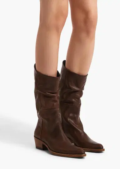 Khaite Clive Boot In Dark Brown Leather | Thumbnail 5