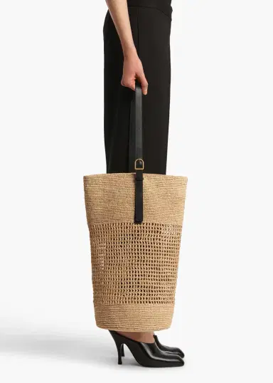 Khaite Billie Bucket Bag In Natural Raffia | Thumbnail 5