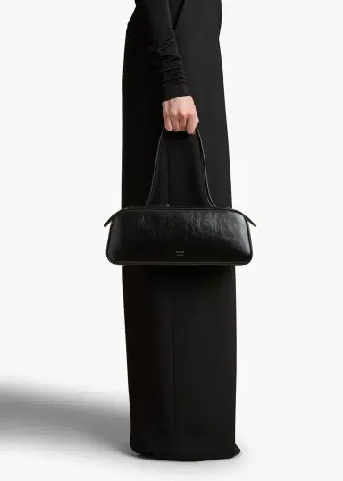 Khaite Simona Shoulder Bag In Black Crackle Patent Leather | Thumbnail 5