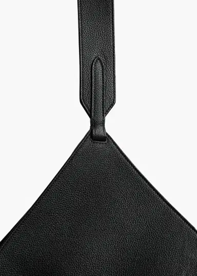 Khaite Small Lotus Tote In Black Pebbled Leather | Thumbnail 4