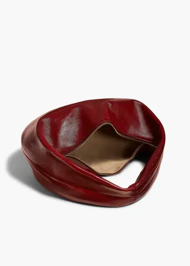 Khaite Medium Olivia Hobo In Oxblood Crackle Patent Leather | Thumbnail 4