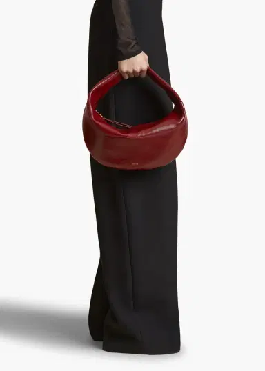 Khaite Medium Olivia Hobo In Oxblood Crackle Patent Leather | Thumbnail 5