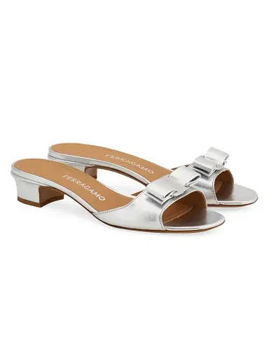 Ferragamo Women's Vanilla 25MM Vara-Bow Leather Sandals - Silver Fondo Bianco | Thumbnail 2