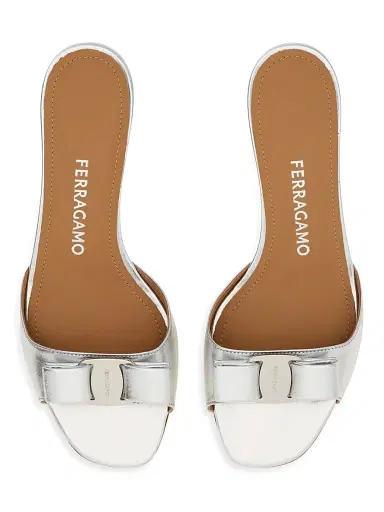 Ferragamo Women's Vanilla 25MM Vara-Bow Leather Sandals - Silver Fondo Bianco | Thumbnail 4