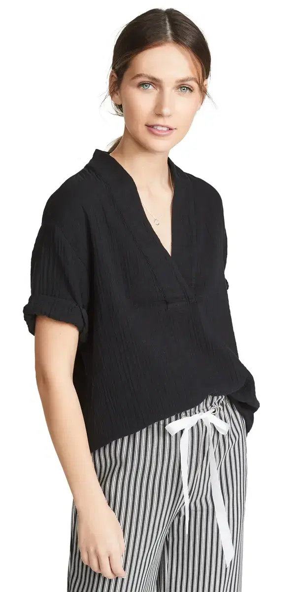 Avery Top Black