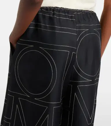 TOTEME Embroidered silk Bermuda shorts | Thumbnail 4