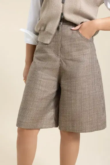 Brunello Cucinelli Sparkling Bermuda Short | Thumbnail 3 Brunello Cucinelli Sparkling Bermuda Short | Thumbnail 3
