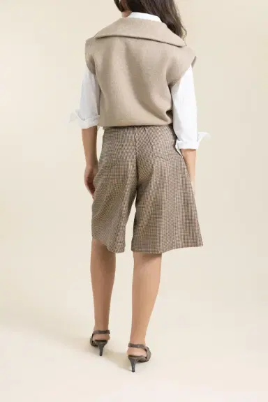 Brunello Cucinelli Sparkling Bermuda Short | Thumbnail 4 Brunello Cucinelli Sparkling Bermuda Short | Thumbnail 4
