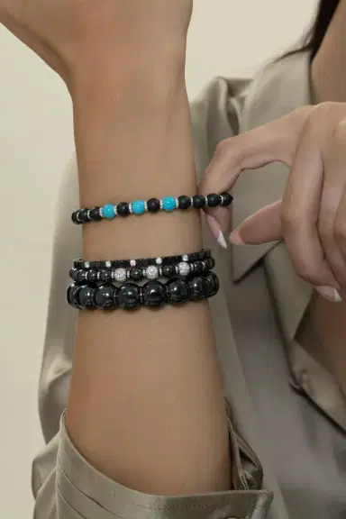 ROBERTO DEMEGLIO Three Turquoise Diamond Beaded Matte Black Sfera Bracelet | Thumbnail 3