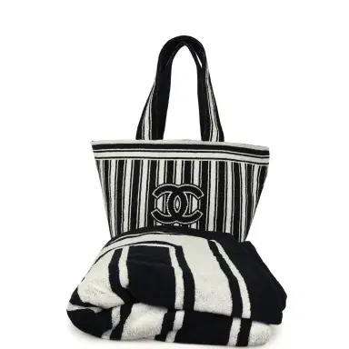 Chanel Chanel CC Striped Beach Tote Bag & Towel Set Navy Blue and White Terry Silver Hardware | Thumbnail 1 Chanel Chanel CC Striped Beach Tote Bag & Towel Set Navy Blue and White Terry Silver Hardware | Thumbnail 1