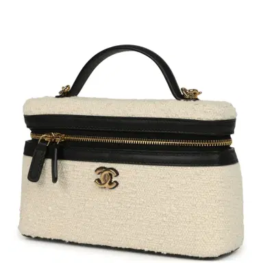 Chanel Chanel Coco Beach Top Handle Long Vanity Case with Chain Ecru Tweed and Black Calfskin Gold Hardware | Thumbnail 5 Chanel Chanel Coco Beach Top Handle Long Vanity Case with Chain Ecru Tweed and Black Calfskin Gold Hardware | Thumbnail 5