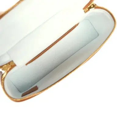 Chanel Chanel Coco Beach Top Handle Long Vanity Case with Chain Light Blue Denim and Brown Calfskin Gold Hardware | Thumbnail 8