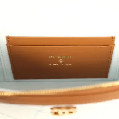 Chanel Chanel Coco Beach Top Handle Long Vanity Case with Chain Light Blue Denim and Brown Calfskin Gold Hardware | Thumbnail 9