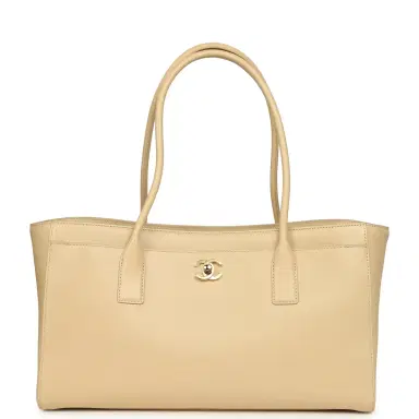 Chanel Chanel Small Cerf Shopping Bag Beige Calfskin Gold Hardware | Thumbnail 1 Chanel Chanel Small Cerf Shopping Bag Beige Calfskin Gold Hardware | Thumbnail 1