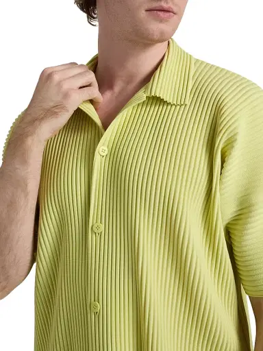 Homme Plissé Issey Miyake Men's Monthly Colors: May Knit Shirt - Black - Size XL | Thumbnail 6 Homme Plissé Issey Miyake Men's Monthly Colors: May Knit Shirt - Black - Size XL | Thumbnail 6