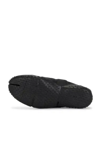 NikeSKIMS Rift Mesh Sneaker | Thumbnail 6