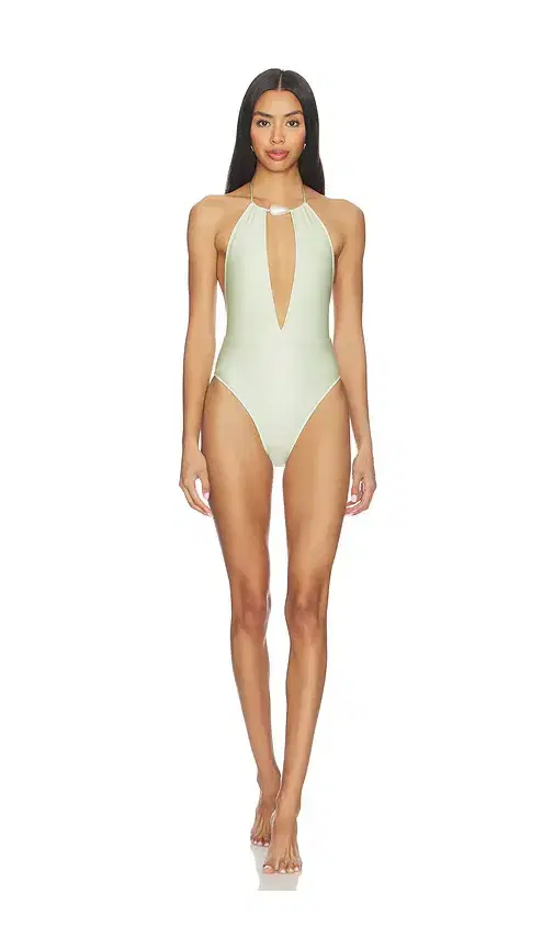 Lennox One Piece