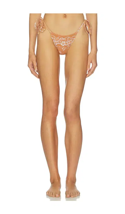 Tropic of C x REVOLVE Praia Bikini Bottom