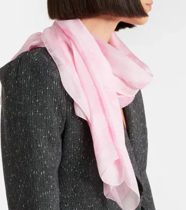 Alexander McQueen Printed silk scarf | Thumbnail 4