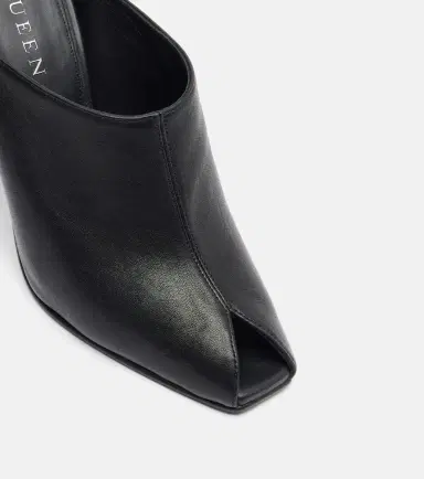 Alexander McQueen Leather mules | Thumbnail 4